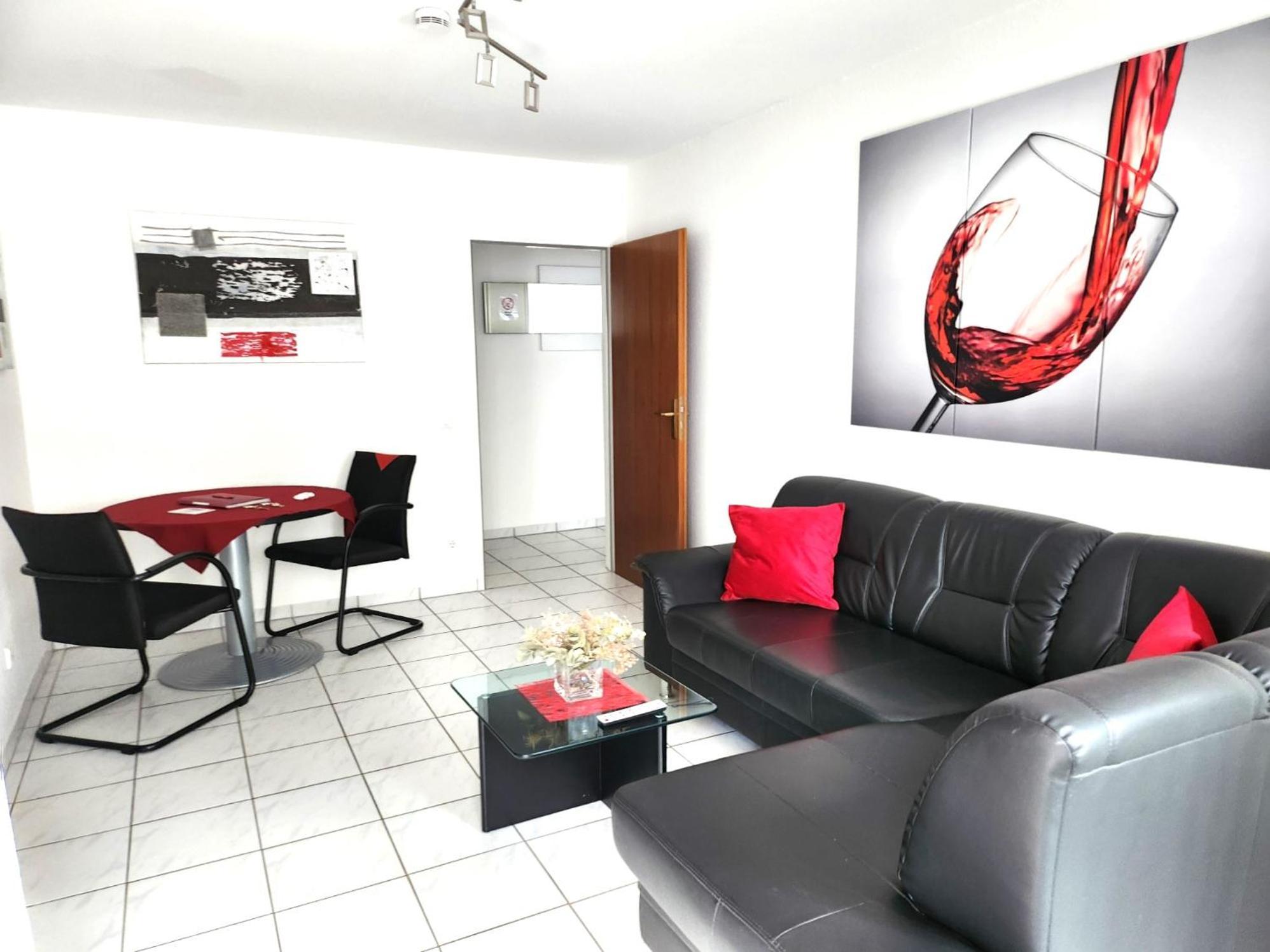 Innovative 2-Zimmer-Ferienwohnung Am Kurpark Бад-Кройцнах Экстерьер фото