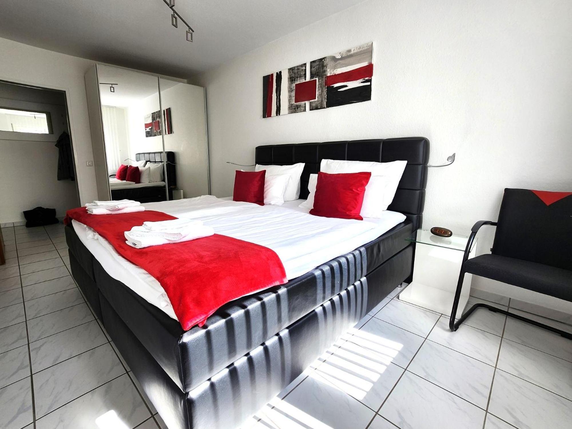 Innovative 2-Zimmer-Ferienwohnung Am Kurpark Бад-Кройцнах Экстерьер фото